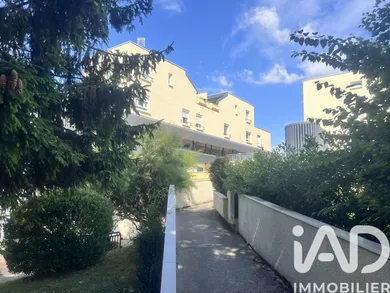 Appartement à Noisy-le-Grand (93160)