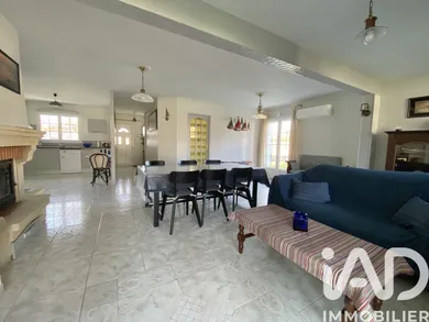 House in Lanton (33138)