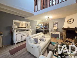 Maison à Carrières-sur-Seine (78420)