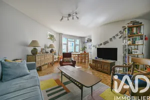 Apartment at Levallois-Perret (92300)