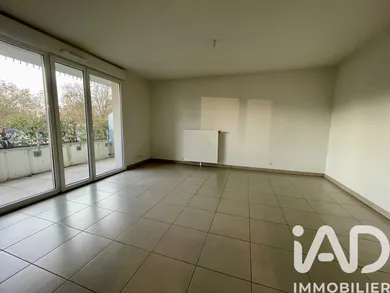 Apartment in Blanquefort (33290)