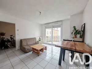 Apartment at Villeurbanne (69100)