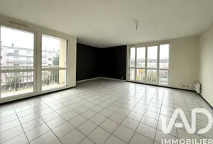 Apartment in Troyes (10000)