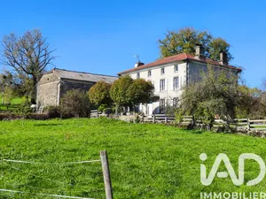 House at Jussac (15250)