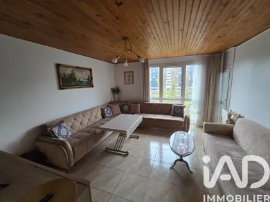 Apartment at Créteil (94000)