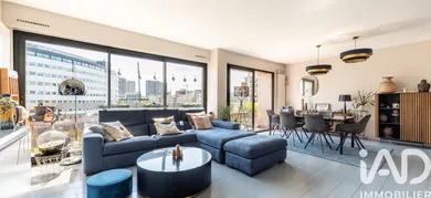 Apartment in Paris (75016)