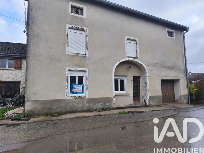 Maison 4 pièces 100 m² · à Valfroicourt · 100 m² · 66 000 €