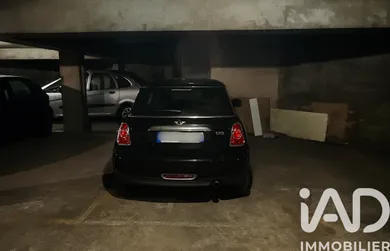 Parking in Paris (75013)