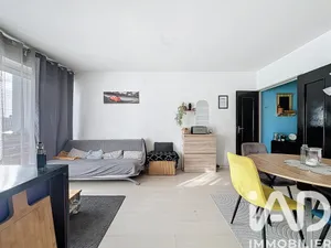 Apartment in La Rochelle (17000)