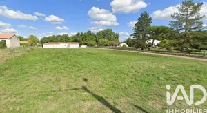 Building plot at Val-de-Cognac (16370)