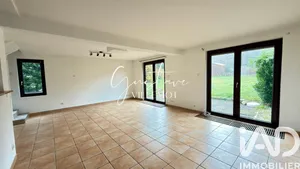 House in Ermenonville (60950)