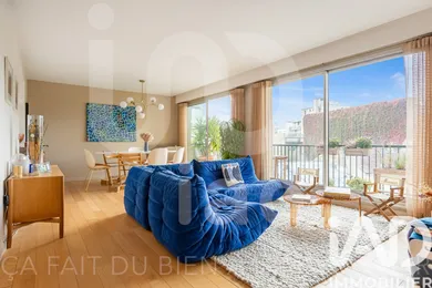 Apartment at Paris (75016)