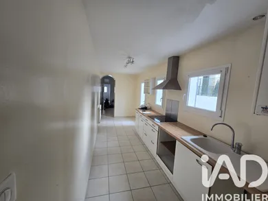 Townhouse in Bergerac (24100)