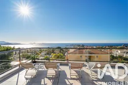 Apartment in Bandol (83150)