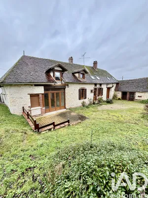 Maison de campagne à Poilly-sur-Tholon (89110)