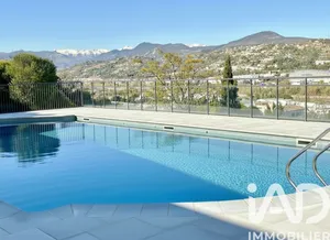 Apartment in Saint-Laurent-du-Var (06700)