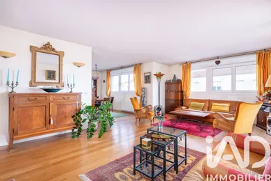 Apartment in Villeurbanne (69100)