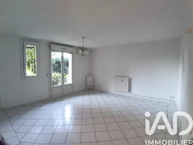 Studio à Sorgues (84700)