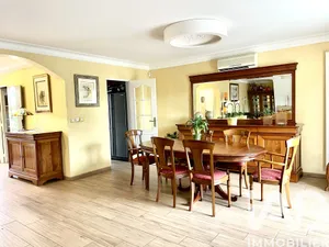 Maison traditionnelle à Saint-Germain-lès-Corbeil (91250)