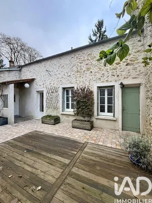 Maison traditionnelle à Seine-Port (77240)