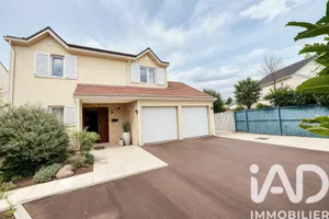 Maison traditionnelle à Saint-Germain-lès-Corbeil (91250)