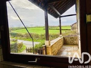 Village house in La Vineuse (71250)