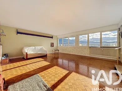 Apartment at Millau (12100)