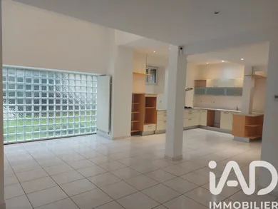 Townhouse in Bordeaux (33800)