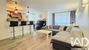 Appartement à Roissy-en-Brie (77680)