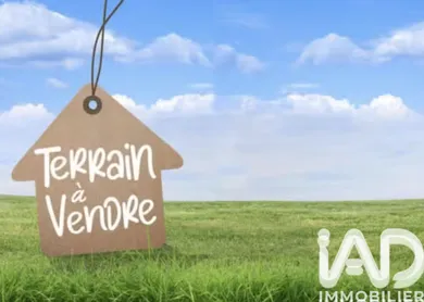 Land at HOURTIN (33990)