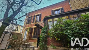 Maison de ville à Charleville-Mézières (08000)