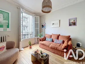 Apartment in Paris (75012)
