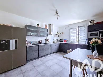 Maison à Vaires-sur-Marne (77360)