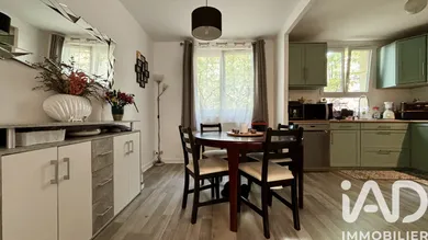 Appartement à Sainte-Geneviève-des-Bois (91700)