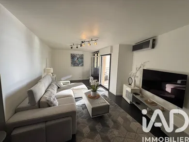 Apartment at Saint-Raphaël (83530)