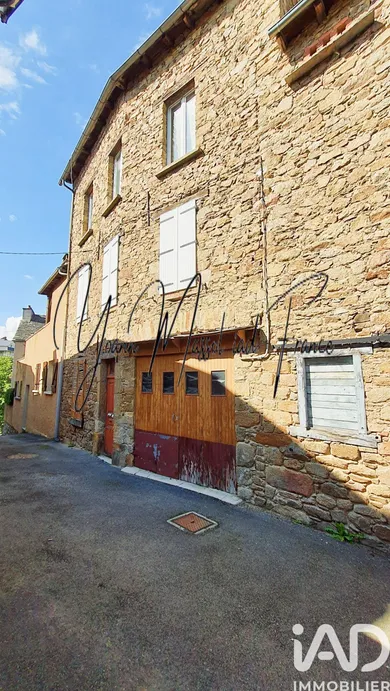Village house in Cassagnes-Bégonhès (12120)