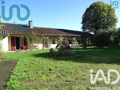 Maison de campagne à Sainte-Croix-de-Mareuil (24340)