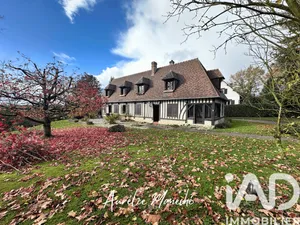 Mansion at Romilly-sur-Andelle (27610)