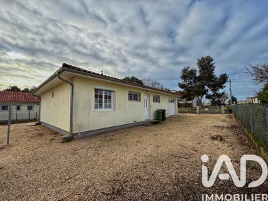 House in Ambarès-et-Lagrave (33440)