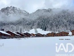 Terrain à bâtir à Châtel (74390)