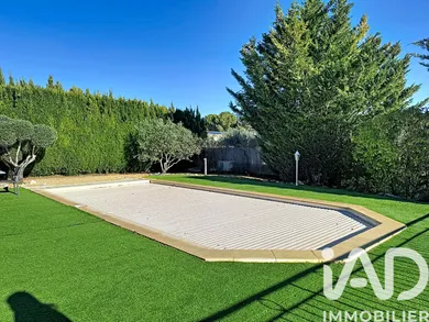 Maison à Saint-Saturnin-lès-Apt (84490)