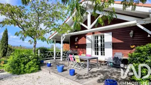 House at Saint-Marcellin-en-Forez (42680)