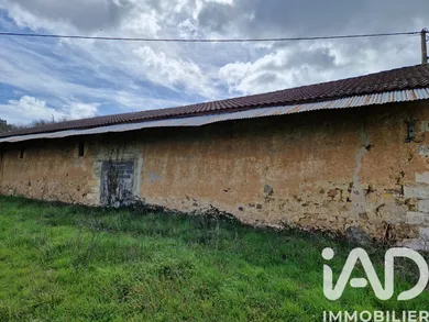 Barn in Sourzac (24400)