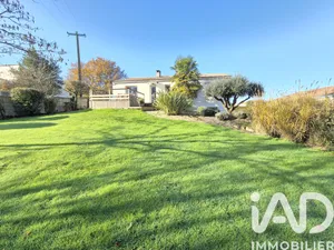 Maison de campagne à Dompierre-sur-Yon (85170)