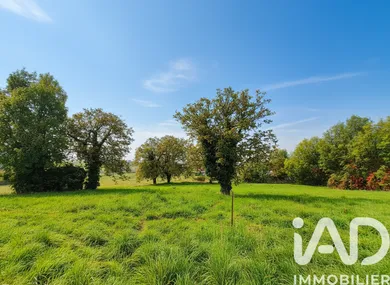 Building plot in Beauregard-Vendon (63460)