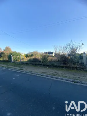 Land in Lury-sur-Arnon (18120)
