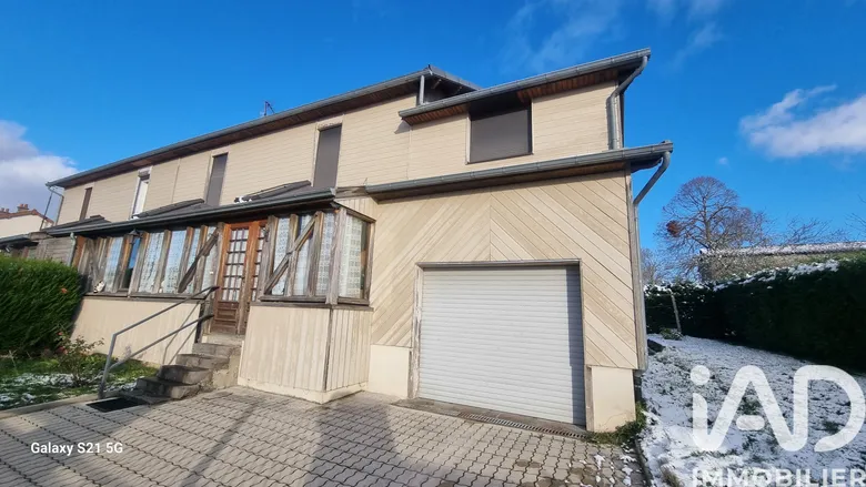 Maison 5 pièces 202 m² · à Messeix · 202 m² · 160 000 €