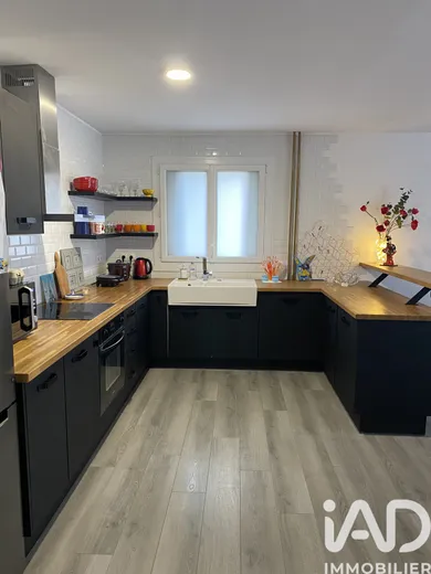 Apartment at Avon (77210)