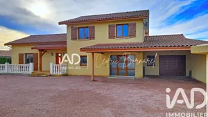 Maison traditionnelle à Bâgé-Dommartin (01380)