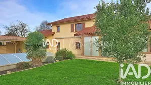 Maison traditionnelle à Bâgé-Dommartin (01380)